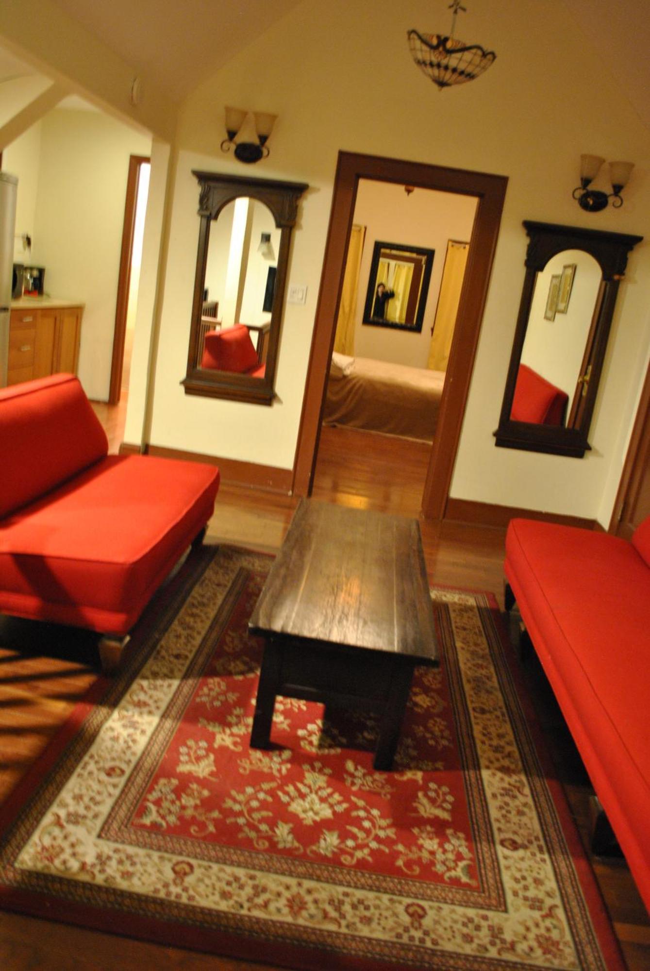 Ewr Airport Multilevel Guest House Room With 2-3 Beds Newark Exterior foto