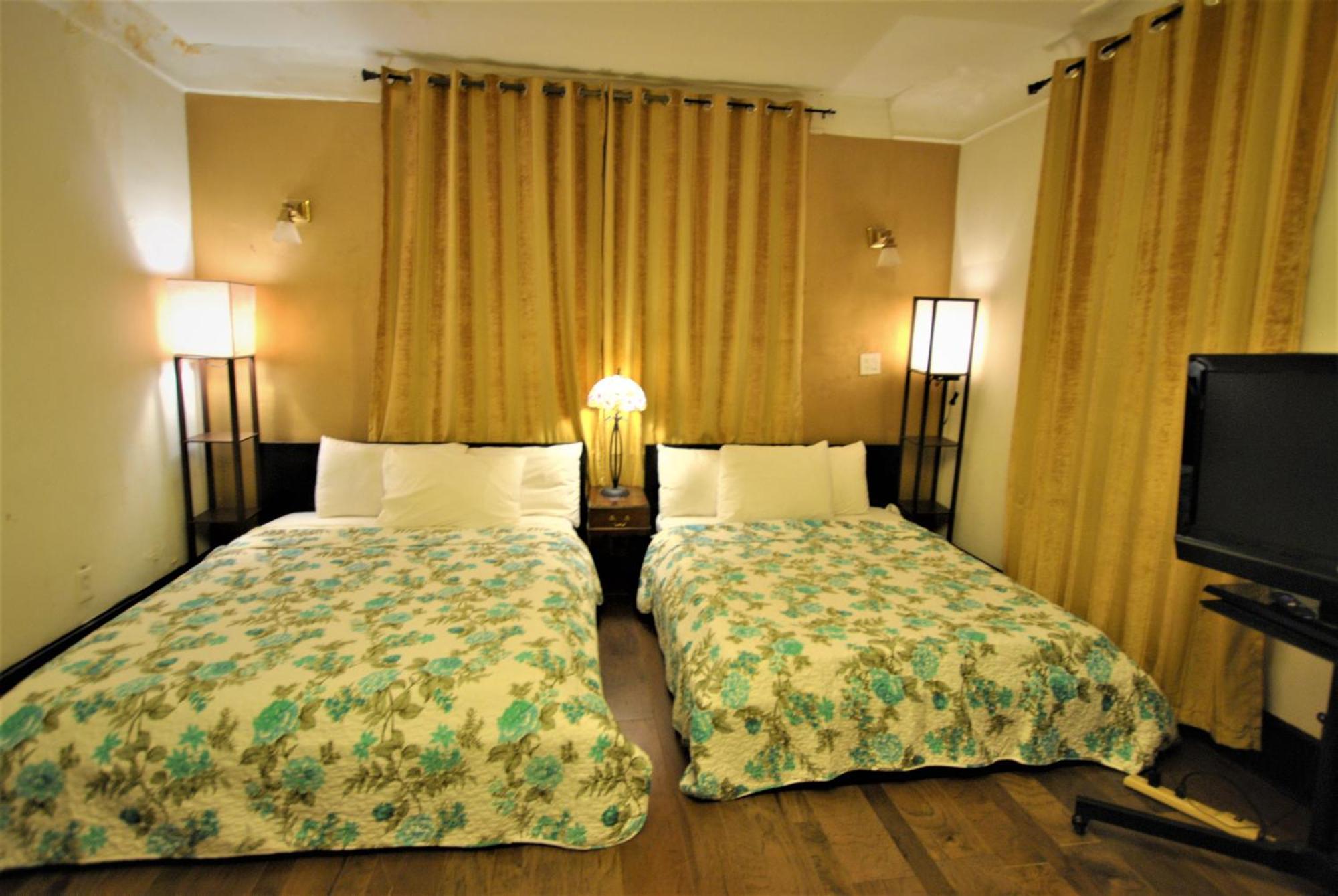 Ewr Airport Multilevel Guest House Room With 2-3 Beds Newark Exterior foto