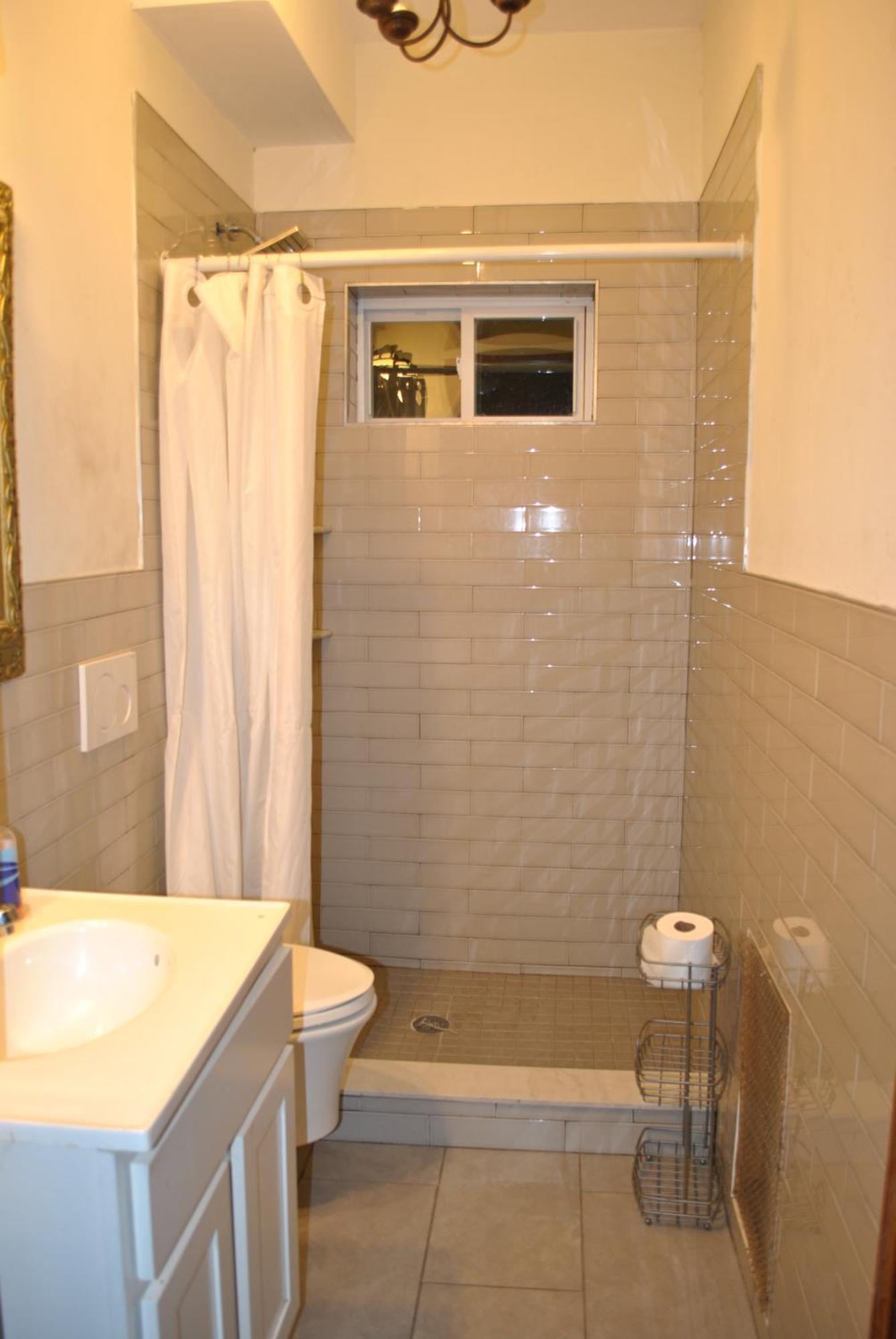 Ewr Airport Multilevel Guest House Room With 2-3 Beds Newark Exterior foto